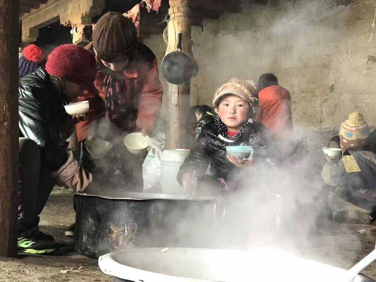 爱游戏·体育-爱游戏(中国)一站式服务官网公益回顾丨家国同欢月同圆 温暖满载甘孜州(图10) 爱游戏·体育-爱游戏(中国)一站式服务官网公益回顾丨家国同欢月同圆 温暖满载甘孜州(图10)